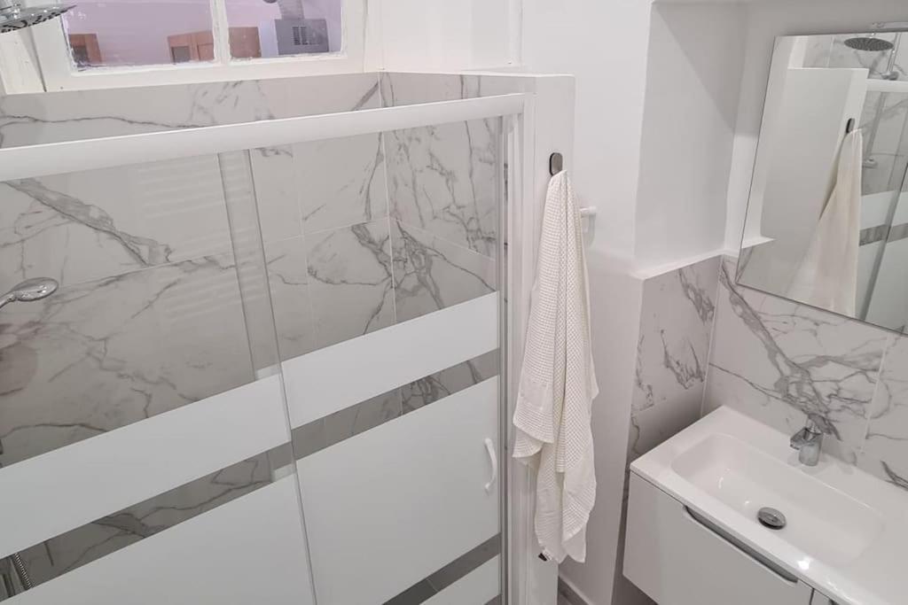 Nuova Casa Aprosio, Centrale E Vicina Al Mare Ventimiglia Ngoại thất bức ảnh
